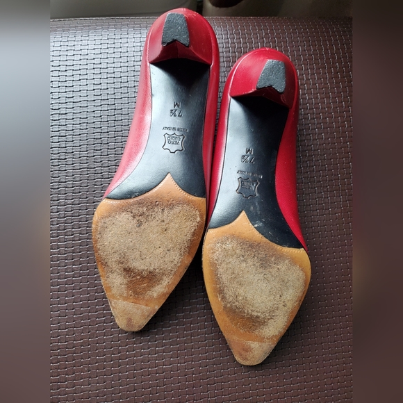 Vintage Yves Saint Laurent Burgundy Short Heels Size 7.5 Leather Sole Made Paris - Picture 11 of 11